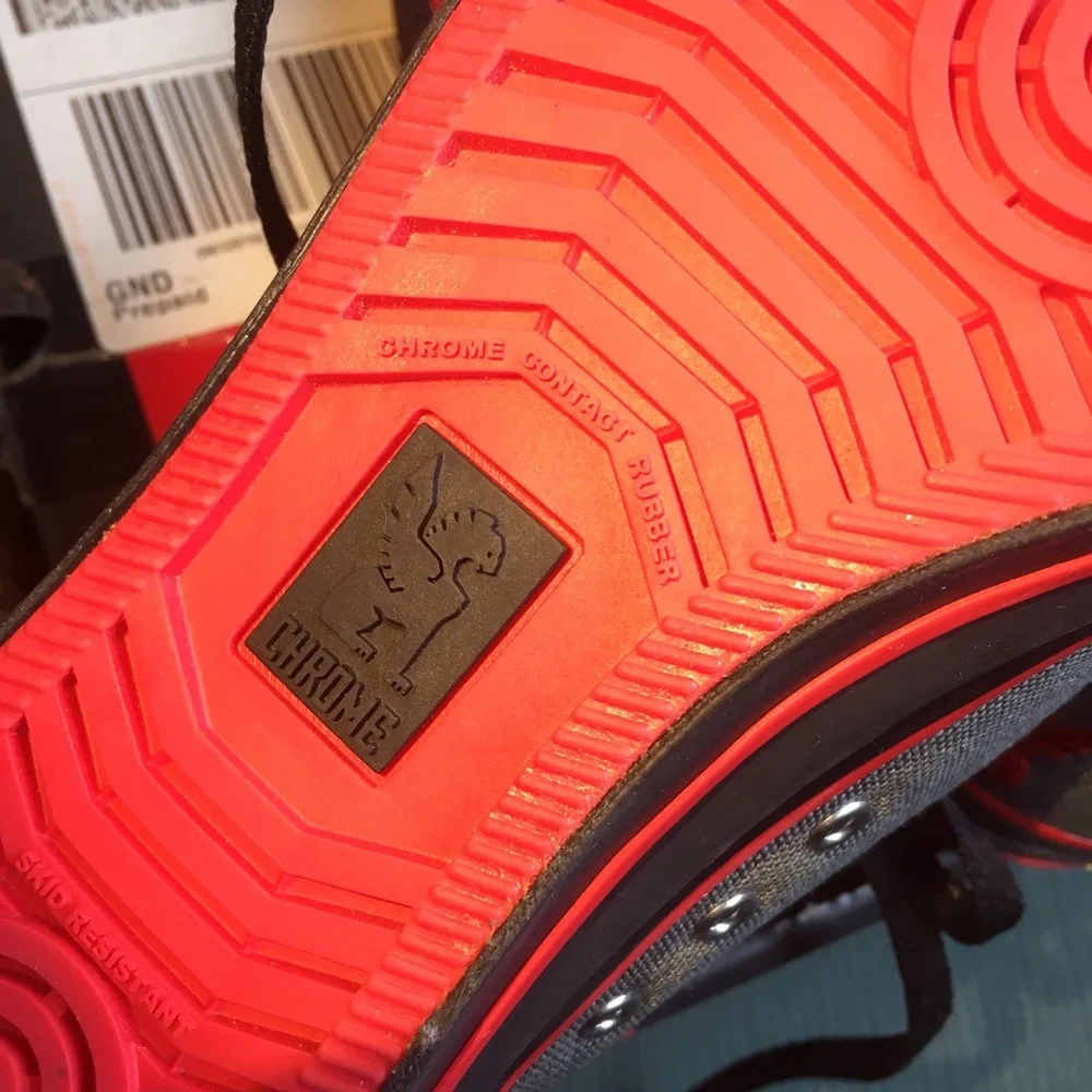 W’s: 6.5, M’s: 5 •Chrome Industries• Kursk-Cordura Grey Red Sole Cycling Sneaks - Picture 8 of 10